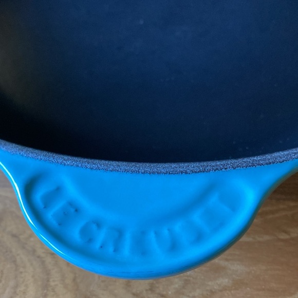 Le Creuset 11.75 30 cm skillet GUC - Picture 5 of 5